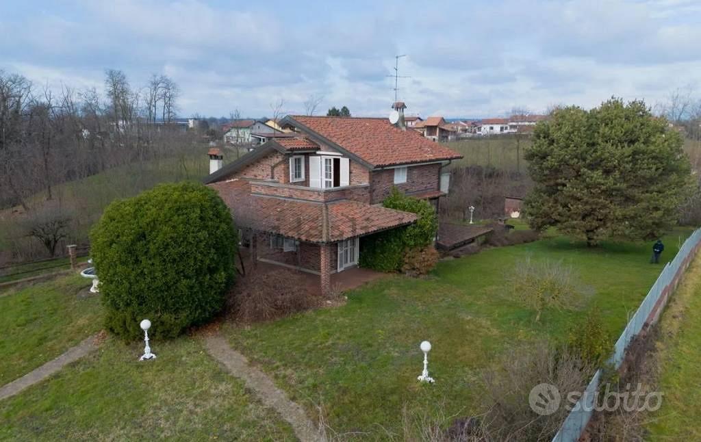 House in Oleggio, Loreto, Borzighella - Vista 4