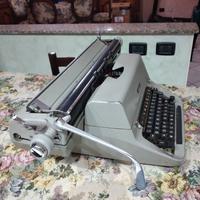 MACCHINA  DA SCRIVERE 