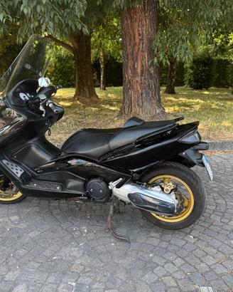 YAMAHA T-Max 500