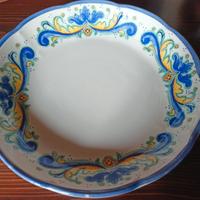 piatto ceramica due torri artigianale da portata 