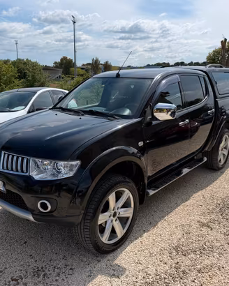 Mitsubishi L200 Gancio Traino Perfetto Full Option