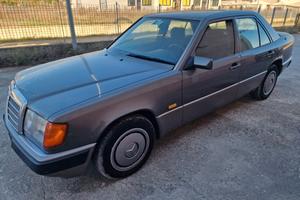 Mercedes-benz 300 200 E