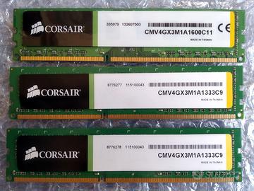 3x Banchi Ram Corsair da 4gb DD3 1333 / 1600 Mhz