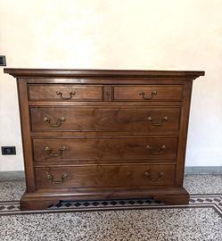 Cassettone in noce