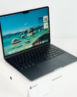 macbook air M2 anno 2022 8 Gb ram 256 HD garanzia