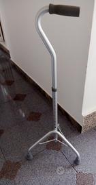 Stampella 3 piedi nuova, prezzo irrisorio 