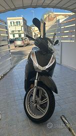 HONDA SH 300 08/2017 29.000 km