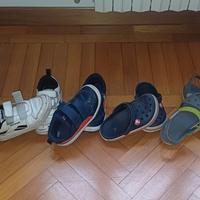 6 paia di scarpe bambino Reebok Puma Geox Crocs