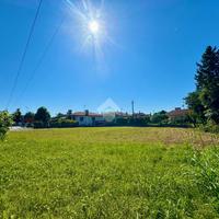 TER. RESIDENZIALE A VALVASONE ARZENE