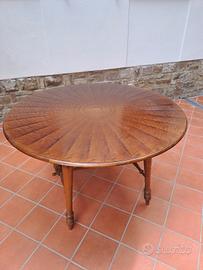 Tavolo tondo in legno