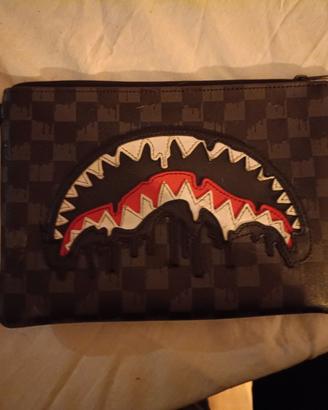 pochette sprayground limited edition
