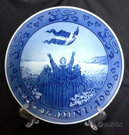 DANNEBROG Royal Copenhagen Denmark 1969 Kaj Lange.