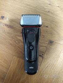 RASOIO BRAUN 5748 con MOLTI ACCESSORI