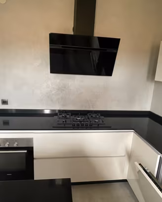 Cucina completa di elettrodomestici