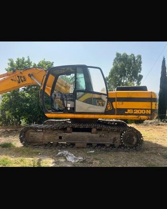 Jcb js200