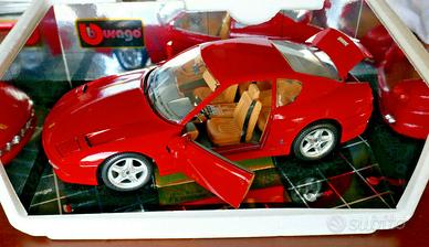 Modello auto ferrari 456 gt rossa burago