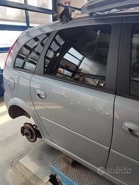 Porta posteriore dx OPEL MERIVA del 2004