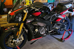 Aprilia Tuono Factory 2005