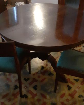 tavolo in legno rotondo+4 sedie