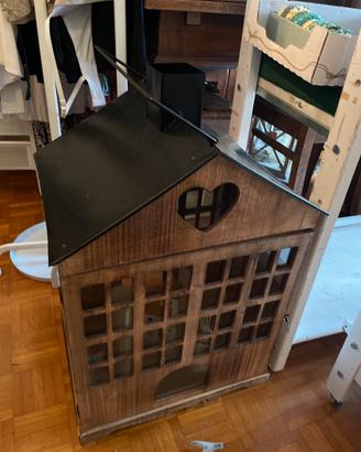 Lanterna grande in legno
