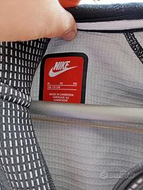 tuta tek nike