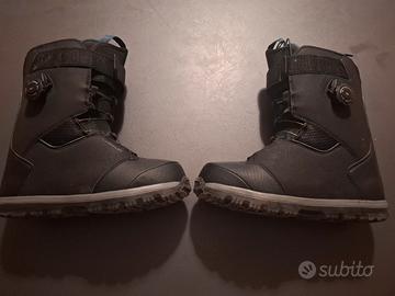 Scarponi Snowboard BOA 42/43 + Attacchi Rossignol