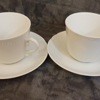 2 tazze latte e 2 piatti antico Richard Ginori