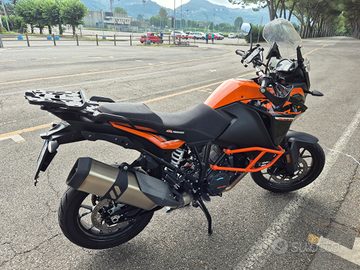 Ktm 1090 s
