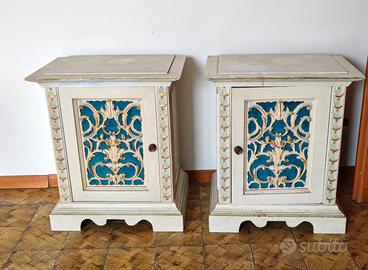 coppia comodini legno stile veneziano 