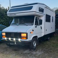 Camper TD Grintoso Sulle Salite, 6 Posti Letto