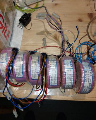 Trasformatore Toroidale 220V-12V-22V 80 VA