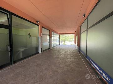 Immobile di 97 m² a Traona