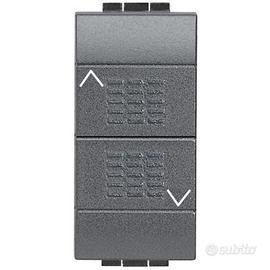 Pulsante doppio Living International L4037