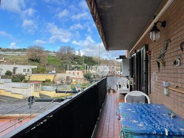 Trilocale con posto auto