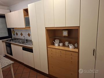 Cucina componibile completa con elettrodomestici