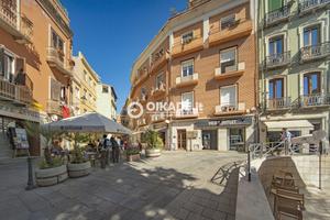 Locale commerciale in Via Dettori a Cagliari