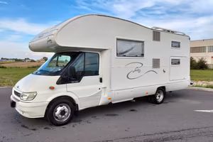 Camper mansardato 