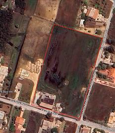 Terreno con area edificabile (no agenzia)