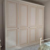 armadio a 4 ante prezzo abbastanza trattabile 