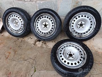 Cerchi e gomme Fiat Doblò 