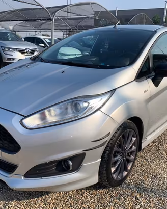 FORD Fiesta 1.5 TDCi 75CV 5 porte ST-Line
