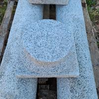 colonne granito con basamento nuove