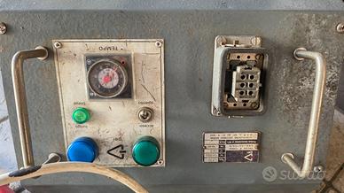 Saldatrice per lamiere o carrozzeria