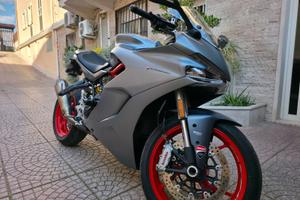 Ducati Supersport S 939