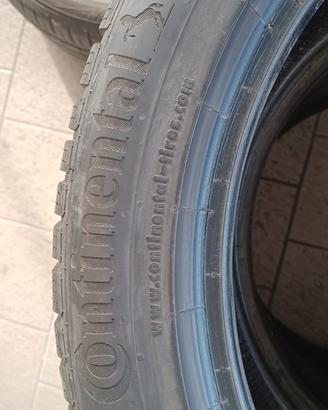 Pneumatici invernali Continental 