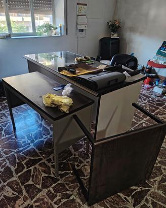  Arredi da ufficio, stufe elettriche. 