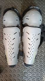 ginocchiera Downhill race face