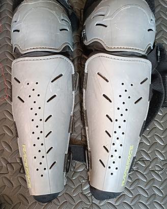 ginocchiera Downhill race face