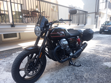 Moto guzzi v7 850 special edition