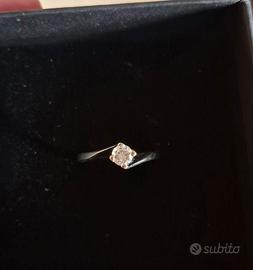 anello  oro e brillante 